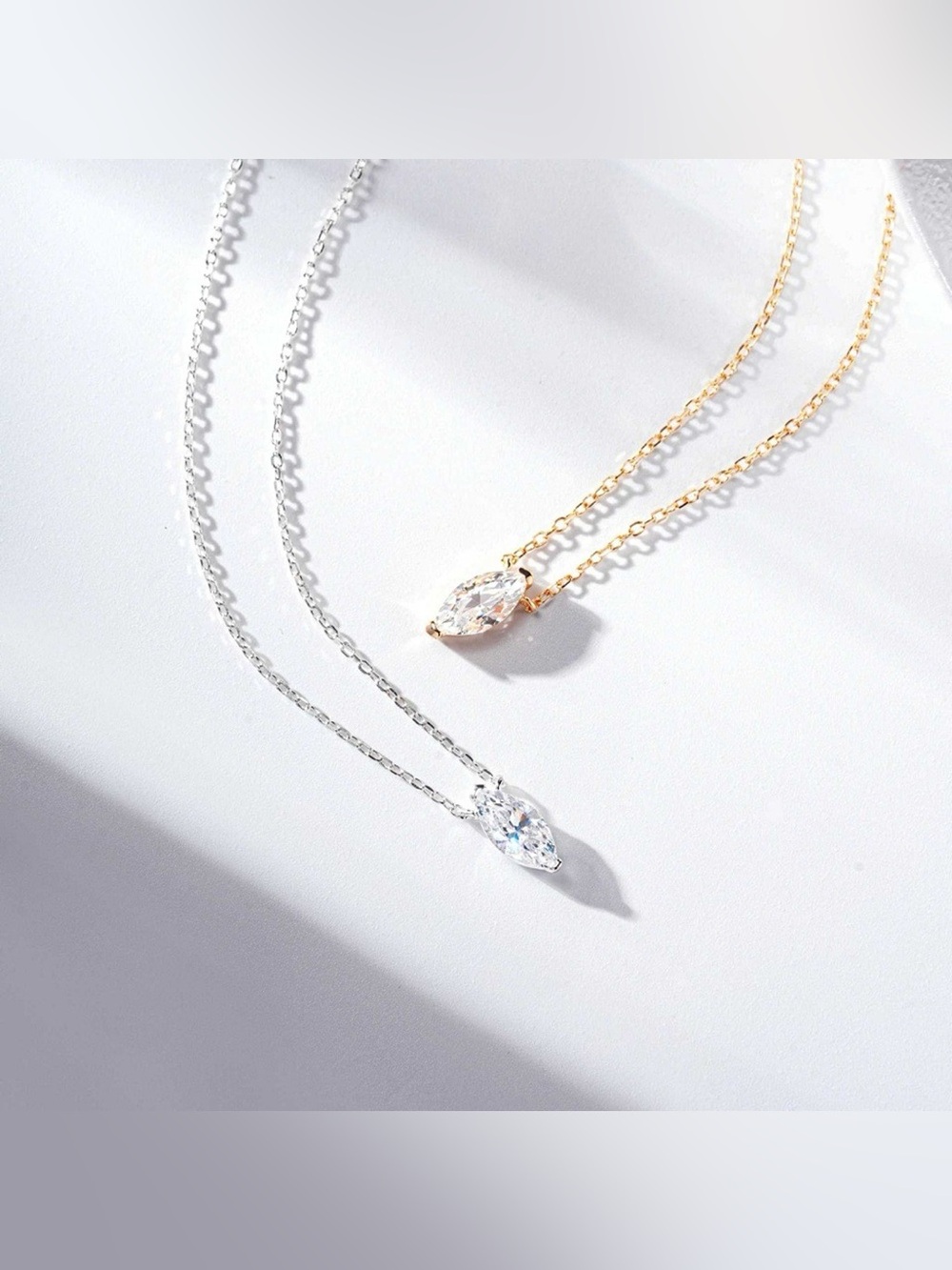 925 Sterling Silver Zircon Teardrop Necklace